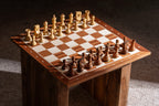 Plateau d'échecs en marqueterie avec patins en feutre