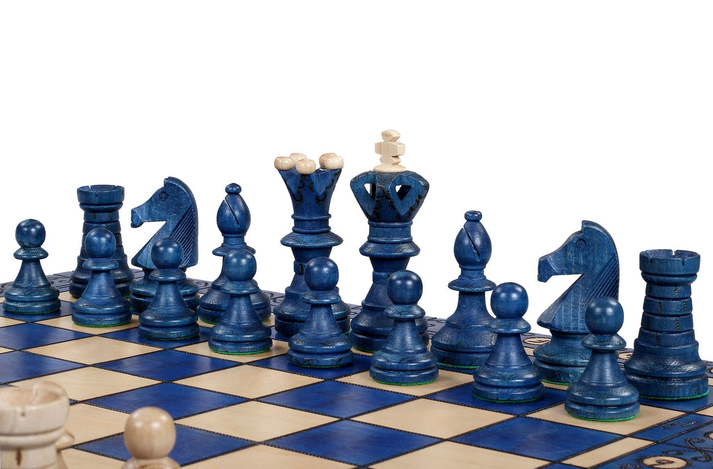 Pièces d'échecs Ambassador en bois de charme, lestées et feutrées